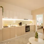 Apartman Dream - Prime Location 2br In