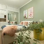 Dream - Prime Location 2br In Bukarest