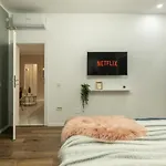 Dream - Prime Location 2br In Bukarest