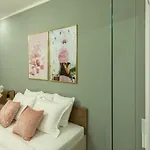 Dream - Prime Location 2br In * Bukarest