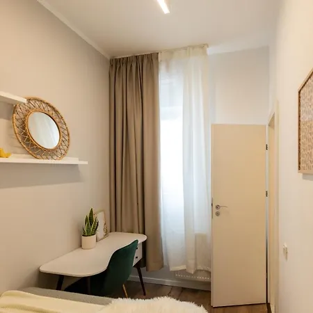 Dream - Prime Location 2br In Bucharest
