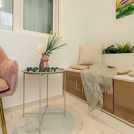 Apartment Dream - Prime Location 2br In *