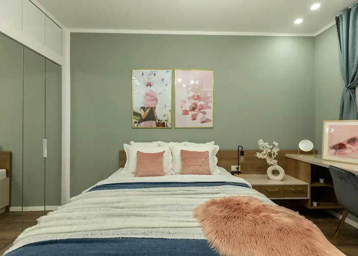 Dream - Prime Location 2br In *