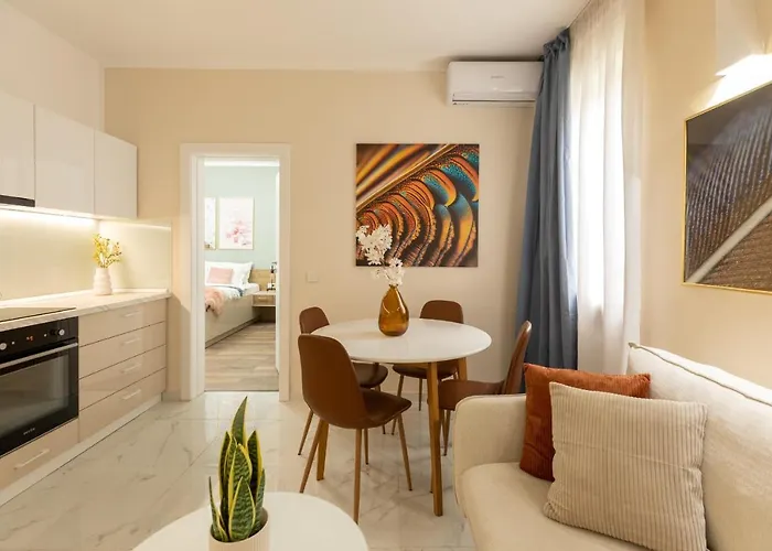 Dream - Prime Location 2br In Boekarest