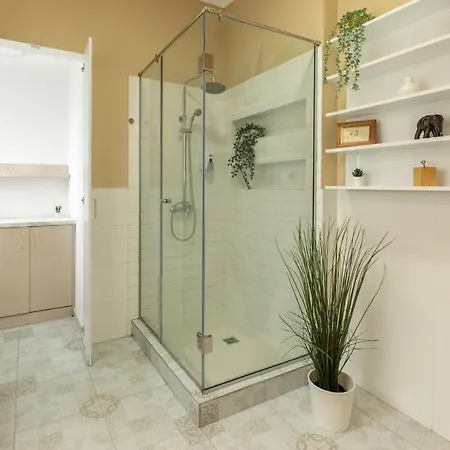 Dream - Prime Location 2br In * Bucharest